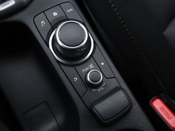 Mazda CX-3 Crossover 2.0 SKY-G 120KM 2016 Mazda CX-3 2.0 Skyactiv-G, Salon Polska, zdjęcie 17