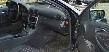 Mercedes 2002 MERCEDES-BENZ KLASA C coupe C 180 129 KM, zdjęcie 29
