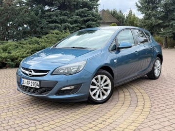 Opel Astra J GTC 1.4 Turbo ECOTEC 140KM 2013 Opel Astra 1.4t 140KM Serwis Gotowy do jazdy 1.4 Benzyna 140KM