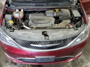 Chrysler Pacifica II 2017 Chrysler Pacifica Touring L Plus 2017 3.6l 3.6 Benzyna 287KM, zdjęcie 6