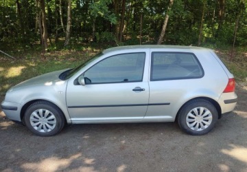 Volkswagen Golf IV Kombi 1.9 TDI 90KM 2001 Volkswagen Golf Volkswagen Golf IV Klima ,nowe sprzeglo 1.9 Diesel 90KM, zdjęcie 1