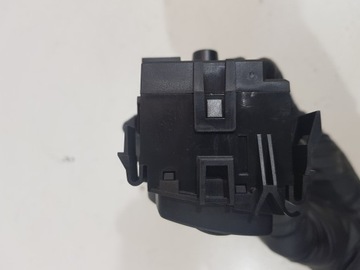 SPÍNAČ SVĚTEL BMW E87 2.0D EVROPA 6932794