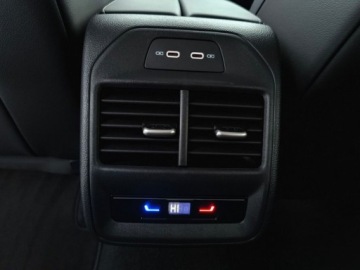 Volkswagen Passat B8 Variant Facelifting 1.5 TSI EVO 150KM 2025 Volkswagen Passat serwis ASO 1.5TSI 150KM bezwypadkow gwarancja pakiety ka, zdjęcie 22