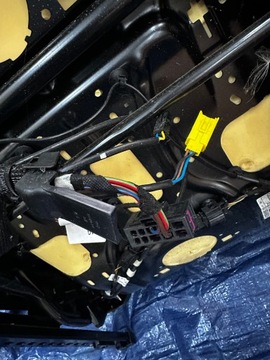 PASSAT CC FACELIFT SEDADLA KOMPLET POLOKOŽENÝ ALCANTARA