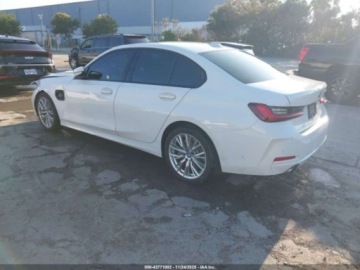 BMW Seria 3 G20-G21 2023 BMW Seria 3 330e 2023 2.0l 2.0 Hybryda 180KM, zdjęcie 3