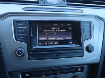 Volkswagen Passat B8 Variant 2.0 TDI BlueMotion SCR 150KM 2016 VW Passat 2.0 TDI, Salon Polska, Serwis ASO, zdjęcie 12