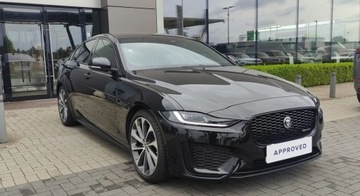 Jaguar XE Sedan Facelifting 2.0 204KM 2024 Jaguar XE Jaguar XE 2.0D I4 204 PS RWD Auto R-Dynamic SE 2.0 Diesel 204KM, zdjęcie 1