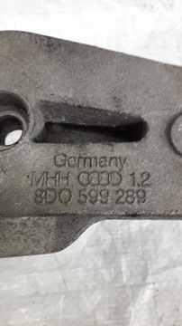 AUDI A4 B5 QUATRO UCHYCENÍ OPĚRADLO NÁPRAVA 8D0599289