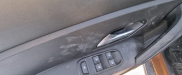 Dacia Duster I 2016 Dacia Duster 2016r, 1.6 Benzyna. Uszkodzony tyl i lekko prawy przod. Jezdzi, zdjęcie 8