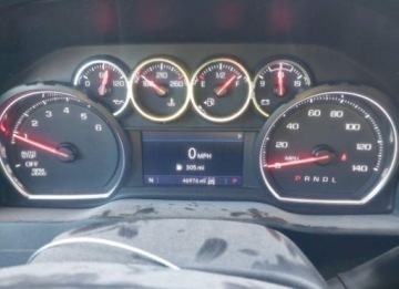 Chevrolet Silverado II 2022 Chevrolet Silverado 2022, 5.3L, 4x4, 1500 LTD, po gradobiciu 5.3 Benzyna, zdjęcie 13