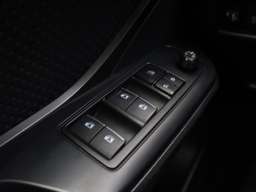 Toyota C-HR I Crossover 1.2L Turbo 116KM 2017 Toyota C-HR 1.2 Turbo, Salon Polska, zdjęcie 15