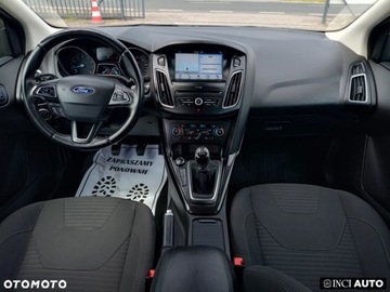 Ford Focus III Kombi Facelifting 1.0 EcoBoost 100KM 2017 Ford Focus Ford Focus 1.0 EcoBoost Gold X ASS Benzyna 100KM, zdjęcie 12