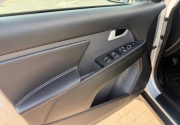 Kia Sportage III SUV Facelifting 1.7 CRDi 115KM 2015 Kia Sportage 1.7Crdi KLIMATRONIC Kamera 85.000 km 1.7 Diesel 115KM, zdjęcie 13