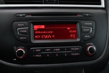 Kia Ceed II Hatchback 5d Facelifting 1.4 DOHC 100KM 2015 Kia Ceed 1.4 CVVT, Salon Polska, Klima, Parktronic, zdjęcie 12