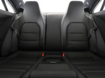 Mercedes Klasa E W212 Coupe Facelifting 250 211KM 2015 Mercedes E 250 FV23% automat skóra navi grzane, zdjęcie 17