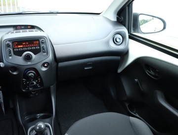 Toyota Aygo II Hatchback 3d Facelifting 1.0 VVT-i 72KM 2018 Toyota Aygo 1.0 VVT-i, Salon Polska, Klima, zdjęcie 7