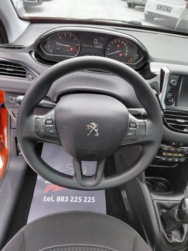Peugeot 208 I Hatchback 5d Facelifting 1.2 PureTech 82KM 2017 Peugeot 208 Allure Navi Kamera Panorama Podgrzewane fotele Elektryka PDC A, zdjęcie 11