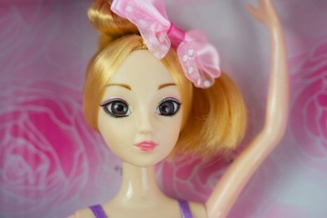 НАБОР «КУКЛА ФЕЯ ТАНЦУЕТ» СВЕТОДИОДНАЯ МУЗЫКА «ПРИНЦЕССА»