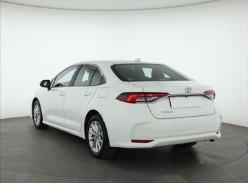 Toyota Corolla XII Sedan Facelifting 1.5 VVT-i 125KM 2023 Toyota Corolla 1.5 VVT-i, Salon Polska, zdjęcie 3