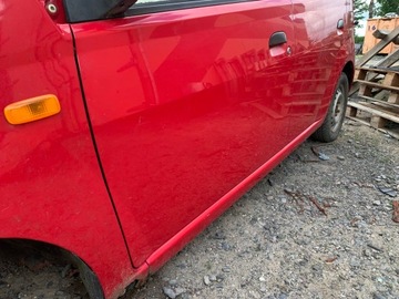 DAIHATSU CUORE VI 5D DVEŘE LEVÝ PŘEDNÍ L10Q
