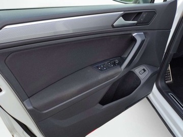 Volkswagen Tiguan II SUV Facelifting 2.0 TDI 150KM 2022 Volkswagen Tiguan Salon PL DSG 4motion Faktura Vat Kamera 360el.klapa, zdjęcie 8