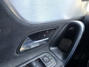 Mercedes Klasa A W177/V177 Hatchback 1.3 200 163KM 2020 Mercedes A 200 1.4 Turbo 163 KM, Skóra, Full LED,, zdjęcie 13