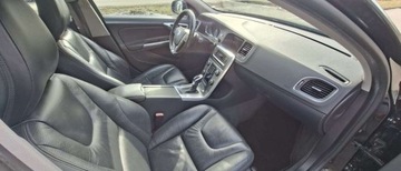 Volvo V60 I 2013 Volvo V60 Volvo V60 D6 AWD Plug-in Hybrid Summum 2.4 Hybryda Plug-in 220KM, zdjęcie 7