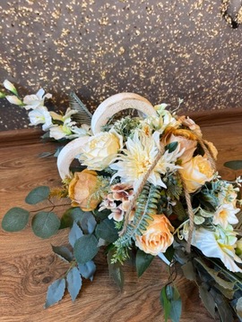 СОСТАВ букет КРЕМОВЫЙ НАБОР для могилы кладбище СЕРДЦЕ