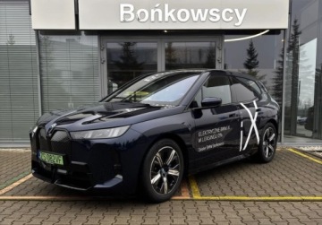 BMW iX SUV Facelifting 109.1kWh 544KM 2025 BMW iX BMW Bonkowscy oferuja samochod dostepny od reki Elektryczny