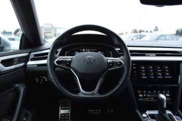 Volkswagen Arteon Fastback Facelifting 2.0 TDI SCR 150KM 2022 Volkswagen Arteon Shooting Brake 2.0TDI 150KM DSG SB Elegance WEBASTO Kame, zdjęcie 11