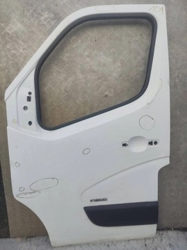 DVEŘE PŘEDNÍ LEVÉ RENAULT MASTER III 101