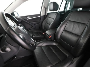 Volkswagen Tiguan I SUV Facelifting 1.4 TSI BlueMotion 122KM 2015 Volkswagen Tiguan xenon/LED skóra panirama navi, zdjęcie 12