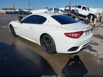 Maserati GranTurismo 2018 Maserati GranTurismo Sport 2018 4.7 Benzyna 454KM, zdjęcie 3