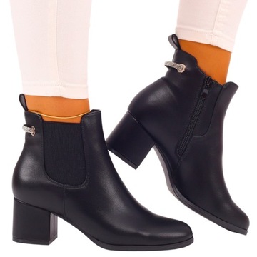 CZARNE BOTKI DAMSKIE NA OBCASIE SZTYBLETY SKÓRA