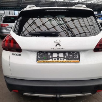 Peugeot 2008 I SUV Facelifting 1.2 PureTech 82KM 2018 Peugeot 2008 ALLURE rok 2018, benzyna, WYMIENIONY ROZRZĄD !!, zdjęcie 3