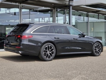 Mercedes Klasa E W214 All-Terrain 2.0 220d 197KM 2025 E Klasa 220 d 4-Matic Avantgarde Estate 2.0 197KM, zdjęcie 2