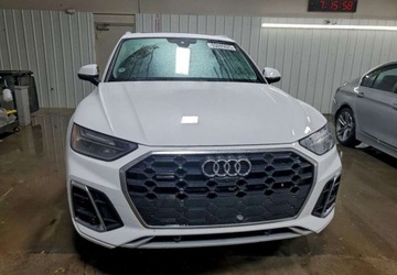 Audi Q5 II SUV Facelifting 2.0 45 TFSI 265KM 2022 Audi Q5 Auta z USA - Zapytaj o wiecej ofert 2.0 Benzyna 265KM, zdjęcie 1