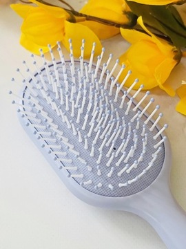 ЩЕТКА ДЛЯ ВОЛОС ОДНОЦВЕТНАЯ, ПАСТЕЛЬНЫЕ ЦВЕТА