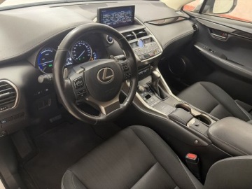Lexus NX I SUV Facelifting 300h 197KM 2019 Lexus NX 300h Business Edition AWD I (2014-2021) L, zdjęcie 9
