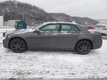 Chrysler 300C II 2021 Chrysler 300s 2021 3.6 Benzyna 300KM, zdjęcie 2