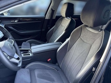 Volkswagen Passat B8 Variant Facelifting 2.0 TDI SCR 150KM 2024 Volkswagen Passat Elegance Hak Matrix Tempomat ACC 360 Led Serwis ASO, zdjęcie 10