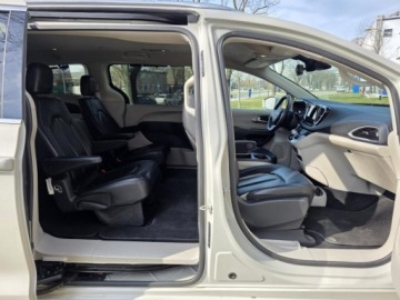 Chrysler Pacifica II 3.6 V6 291KM 2021 chrysler pacifica TOURING L V6 3.6l benzyna 291KM Dokumentacja pochodzenia, zdjęcie 30