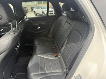 Mercedes GLC C253 2019 Mercedes GLC 200 4MATIC AMG Line LED Kamera, zdjęcie 11