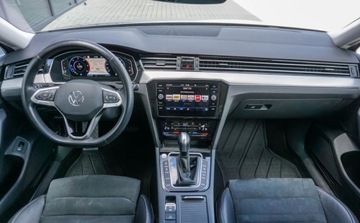 Volkswagen Passat B8 Variant Facelifting 2.0 TDI SCR 150KM 2023 Volkswagen Passat 2.0TDI 150KM DSG Elegance Grzana szyba Virtual cockpit E, zdjęcie 19