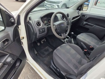 Ford Fusion 1.4 Duratorq TDCi 68KM 2005 Ford Fusion Silver X 1.4TDCi 68KM 1.4 Diesel 68KM, zdjęcie 6