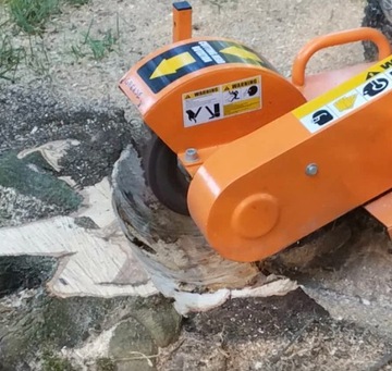 STILER МОЩНЫЙ STUM NULLER БЕНЗИНОВЫЙ КОМБИНИРОВАННЫЙ ФРЕЗЕРНЫЙ СТАНОК ИЗМЕЛЬЧИТЕЛЬ B&S ДВИГАТЕЛЬ 13,5 Л.С.