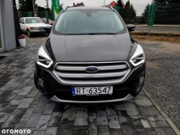 Ford Kuga II SUV 2.0 TDCi 150KM 2016 Ford Kuga Ford Kuga 2.0 TDCi 2x4 Titanium 2.0 Diesel 150KM, zdjęcie 6