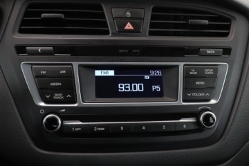 Hyundai i20 I Hatchback 5d Facelifting 1.1 CRDi 75KM 2015 Hyundai i20 1.1 CRDi, Salon Polska, Serwis ASO, zdjęcie 12