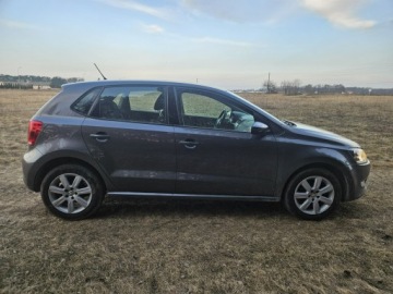 Volkswagen Polo V Hatchback 5d 1.2 TSI 105KM 2011 Volkswagen Polo Rata490zł 105KM 6 biegów Zadbany, zdjęcie 2