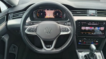 Volkswagen Passat B8 Variant Facelifting 2.0 TDI SCR 200KM 2022 Volkswagen Passat Variant 2.0TDI 200KM ACC Virt.Co, zdjęcie 12